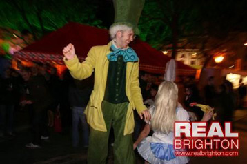 Mad Hatter costume  top hat Alice in wonderland stilts