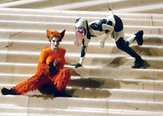 animal costumes in rubber for De Nederlands opera by costumer Tentacle Studio