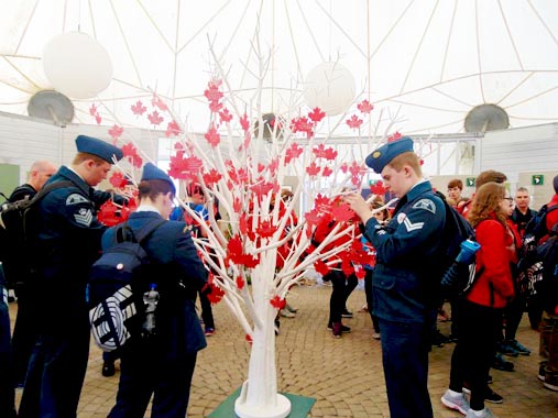  Wishing Tree made by Tentacle StudioNational Bevrijdingsmuseum 1944-45