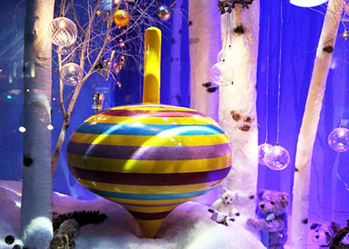 harrods christmas shop window prop maker giant top toys 